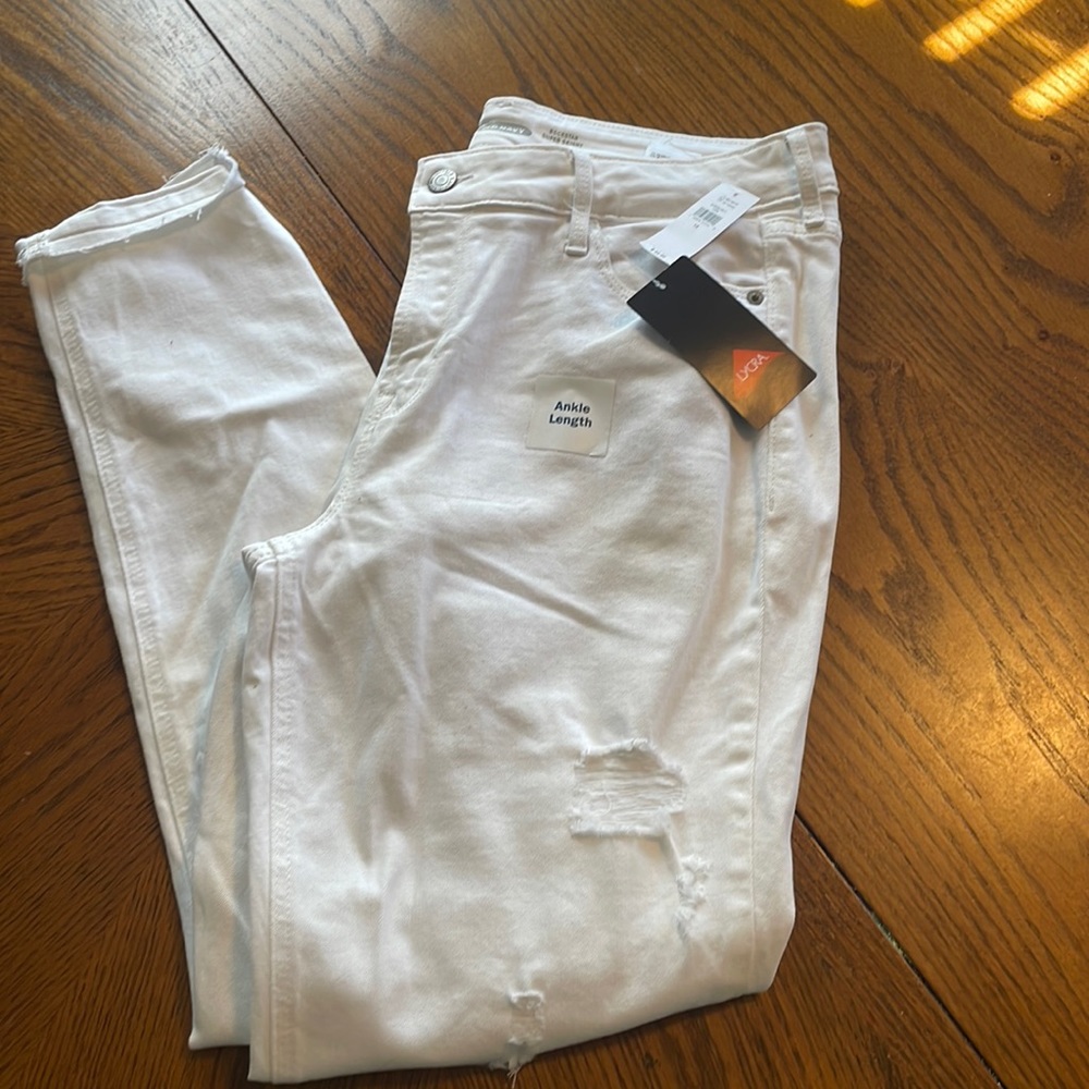 New white jeans!